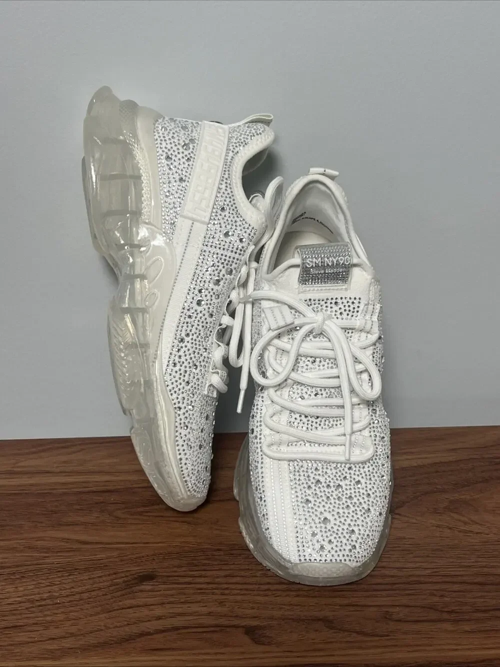 Steve Madden Women’s Size 10 White Rhinestone Crystal Chunky Sneakers NWOB